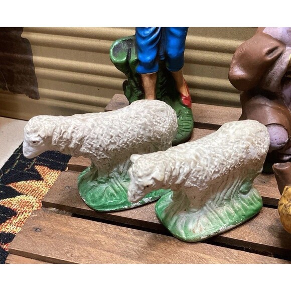 Vintage Chalkware Nativity Scene Italy Mary Jesus Shepherd W Eggs Joseph Pig - Picture 4 of 16